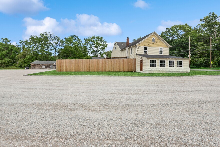 2647 Montauk Hwy, Brookhaven, NY à vendre - Photo de l’immeuble – Image 3 sur 15