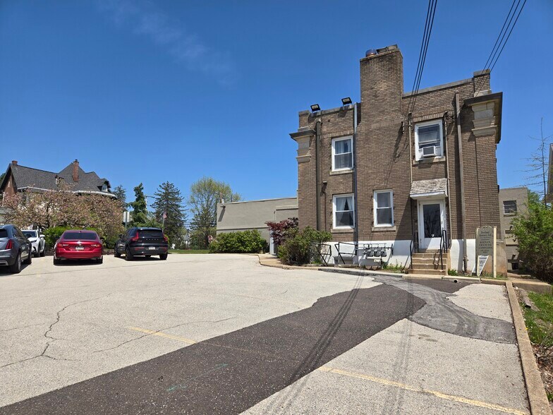 362-372 E Main St, Collegeville, PA à louer - Photo de l’immeuble – Image 3 sur 17