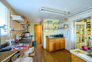 Plus de détails pour 475 NE 17th St, Mcminnville, OR - Local commercial à vendre