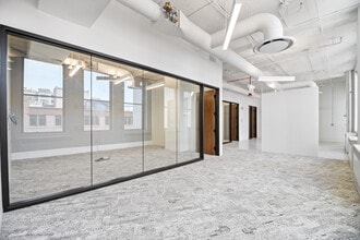 600 W Jackson Blvd, Chicago, IL à louer Photo de l’immeuble– Image 1 sur 11