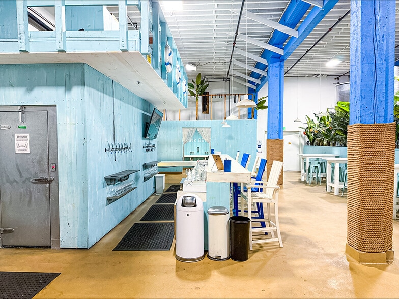 1700 Naud St, Los Angeles, CA à louer - Photo intérieure – Image 2 sur 7