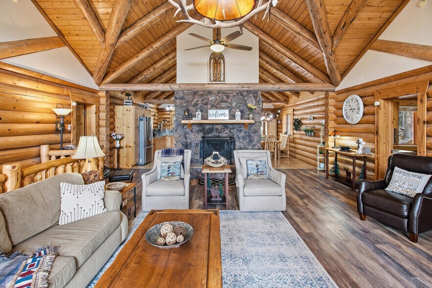 12458 CO-67, Cripple Creek, CO à vendre - Photo de l’immeuble – Image 2 sur 48
