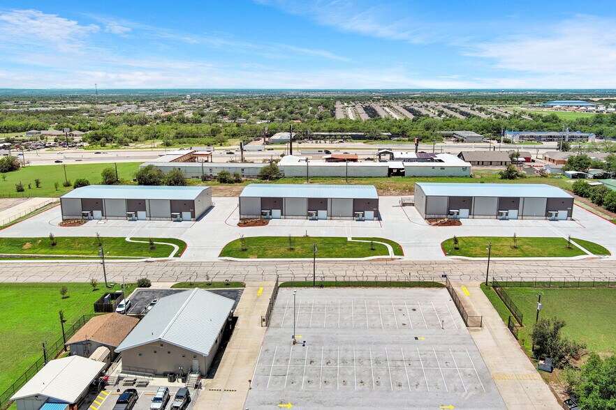 1030 31st, Temple, TX à louer - Photo de l’immeuble – Image 1 sur 14