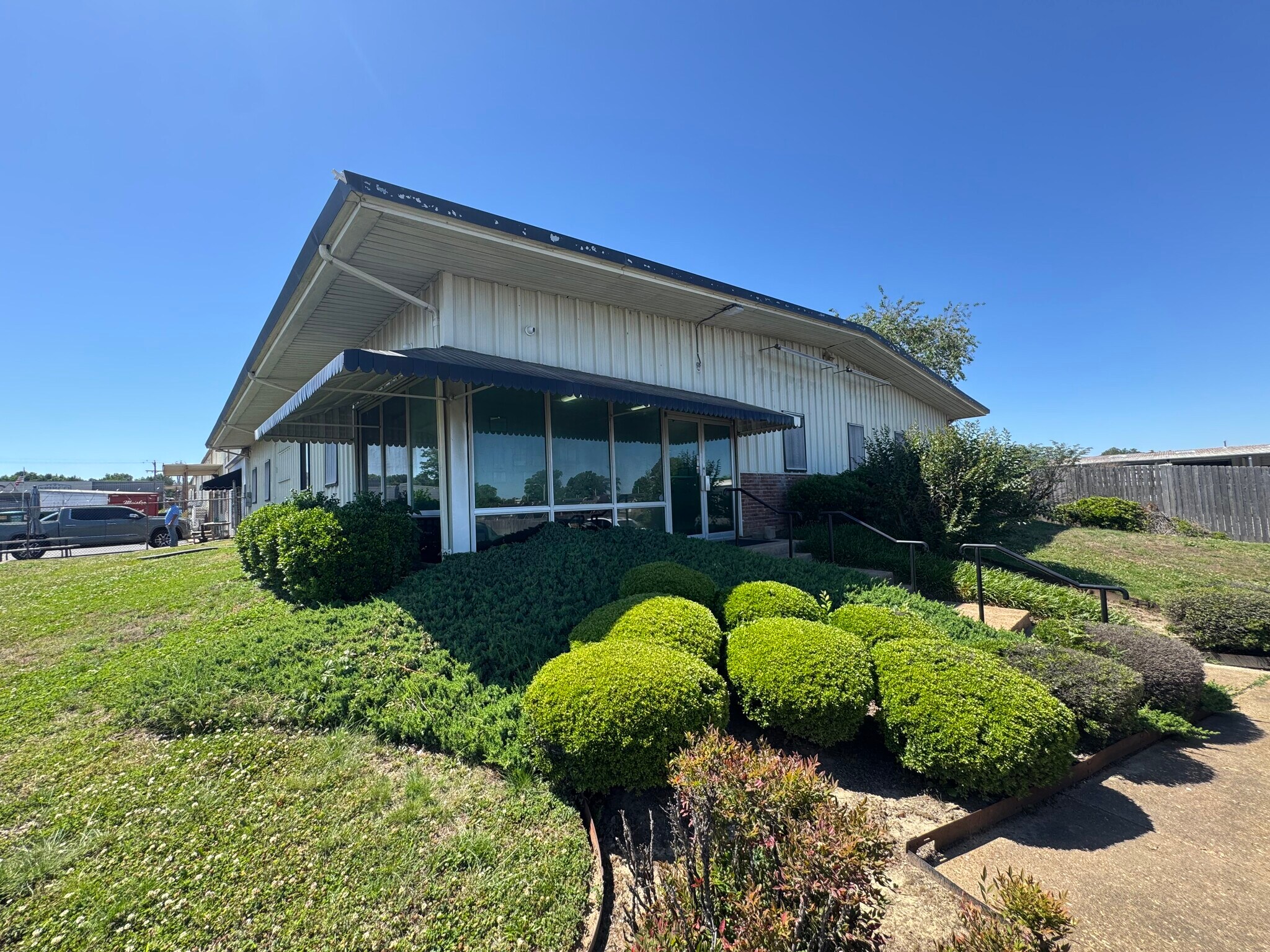 3869 New Getwell Rd, Memphis, TN à louer Photo de l’immeuble– Image 1 sur 5
