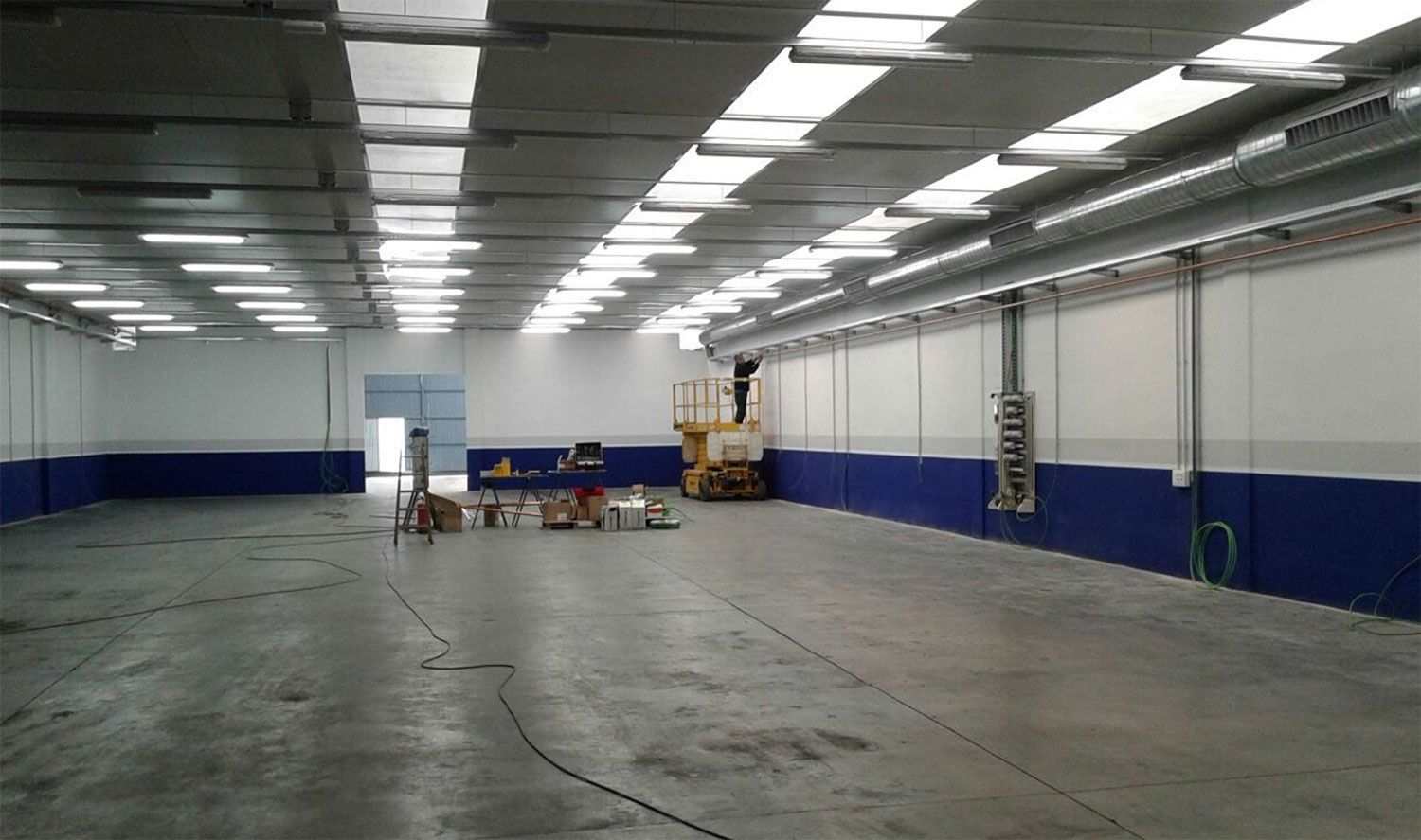 Industriel/Logistique dans Alcalá de Henares, Madrid à louer Photo principale– Image 1 sur 3