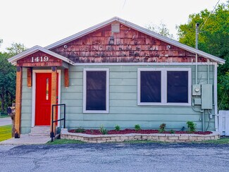 Plus de détails pour 1419 S Main St, Weatherford, TX - Bureau/Local commercial à louer