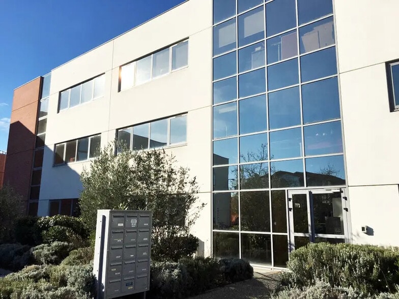 25 Boulevard Victor Hugo, Colomiers à louer - Photo de l’immeuble – Image 1 sur 5