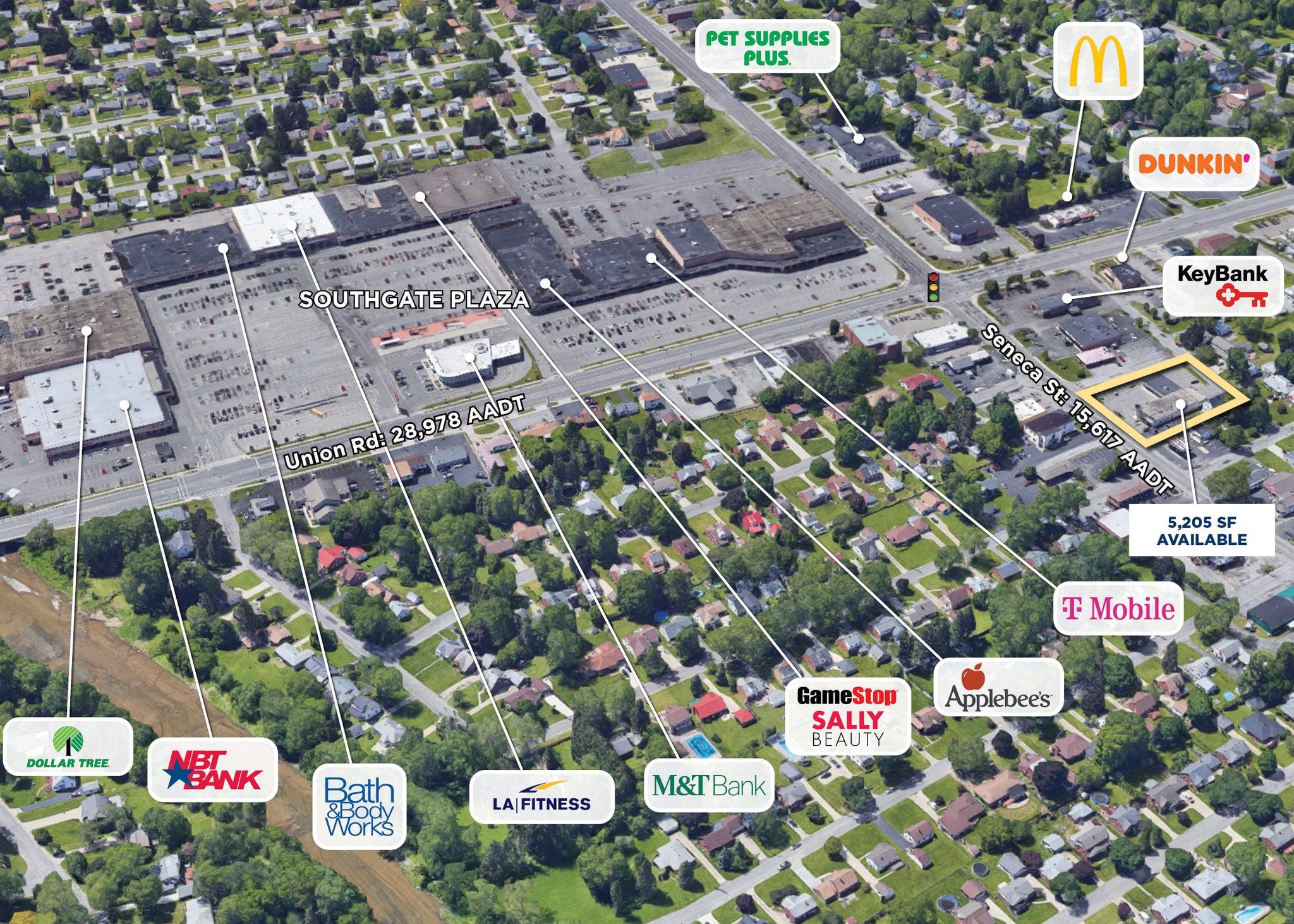 4086-4090 Seneca St, Buffalo, NY à louer Photo de l’immeuble– Image 1 sur 2