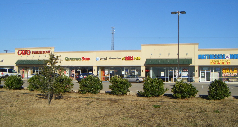 3515 W FM 120, Denison, TX à louer - Photo principale – Image 1 sur 1