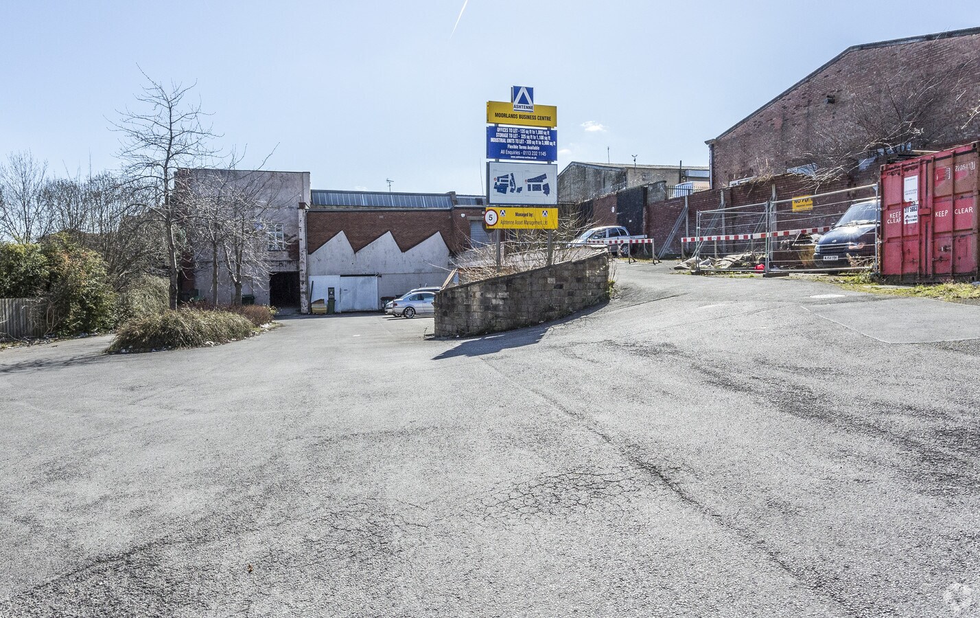 View Photo