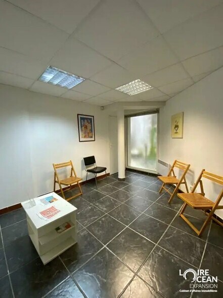 Local commercial dans Nantes à vendre - Photo de l’immeuble – Image 2 sur 7