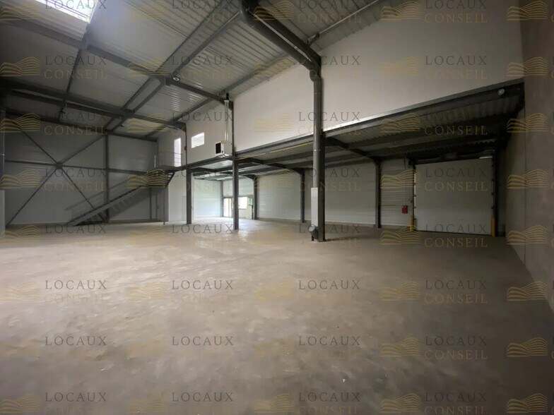 17 Rue Henri Becquerel, Aulnay-sous-Bois à louer - Photo de l’immeuble – Image 3 sur 8