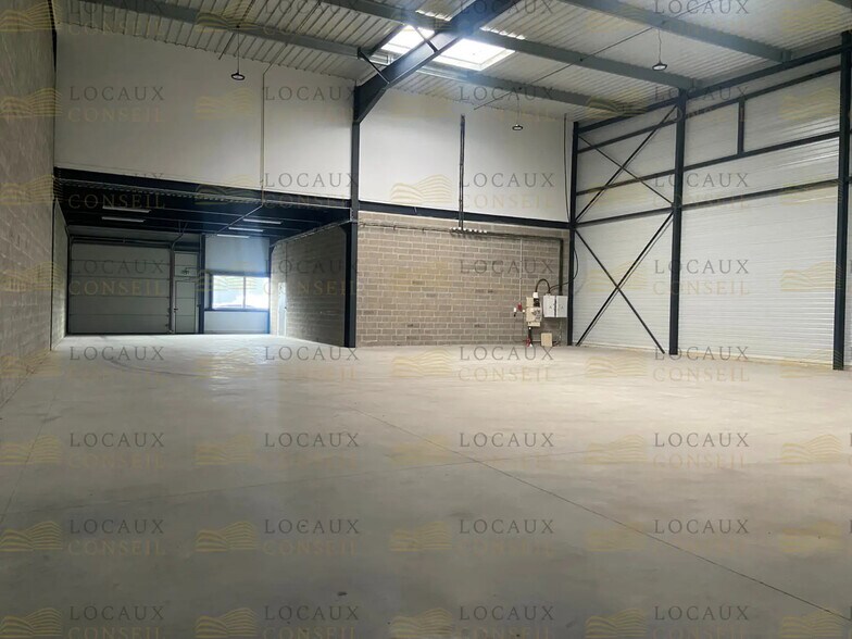 Local d’activités dans Argenteuil à louer - Photo intérieure – Image 3 sur 5