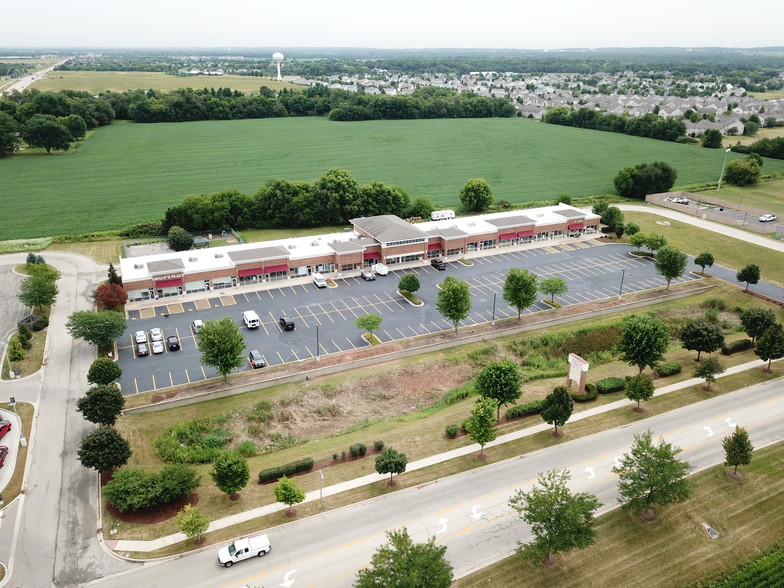200-242 Mitchell Dr, Plano, IL à louer - Autre – Image 2 sur 3