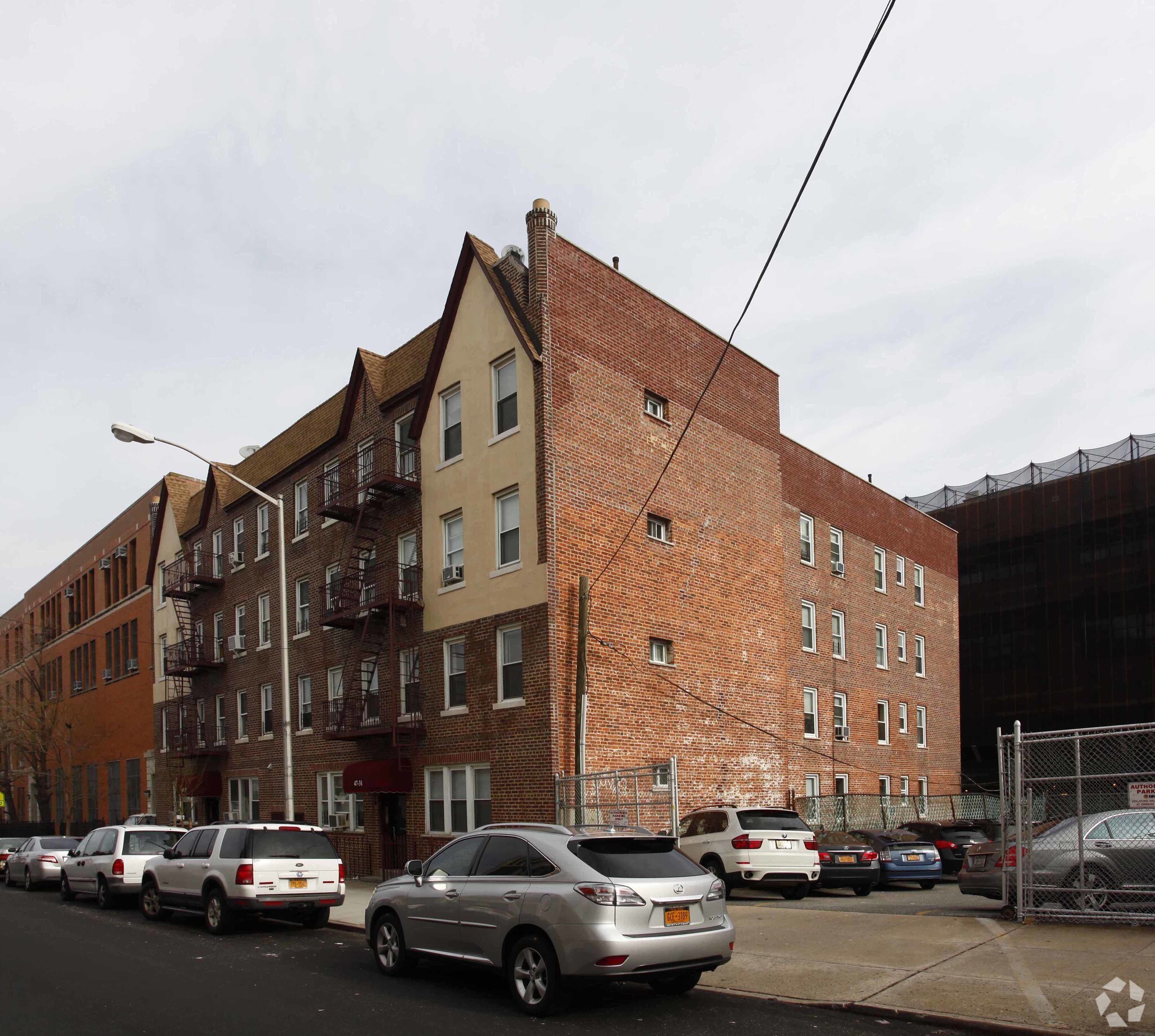 47-31 37th St, Long Island City, NY à vendre Photo principale– Image 1 sur 2
