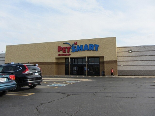 1300 John F. Kennedy Rd, Dubuque, IA à louer Photo de l’immeuble– Image 1 sur 6
