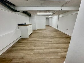 10 South Trinity Rd, Edinburgh à louer Photo de l’immeuble– Image 2 sur 10