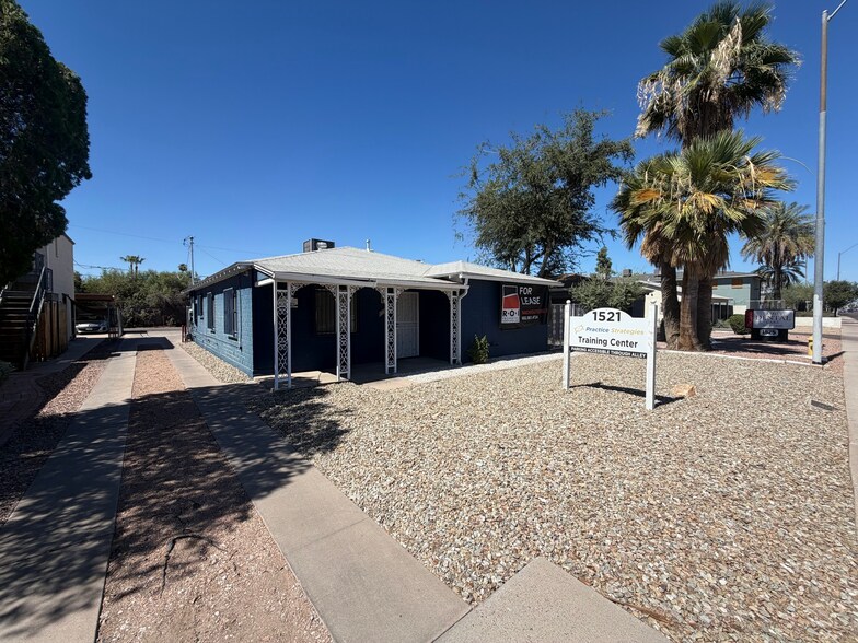1521 W Thomas Rd, Phoenix, AZ à louer - Photo de l’immeuble – Image 2 sur 5