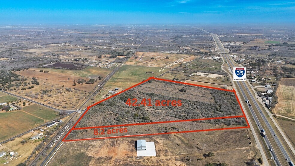 17963 Interstate 35 Access Rd, Lytle, TX à vendre - Aérien – Image 2 sur 9