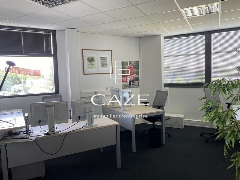 Bureau dans Villenave-d'Ornon à vendre - Photo intérieure – Image 1 sur 7