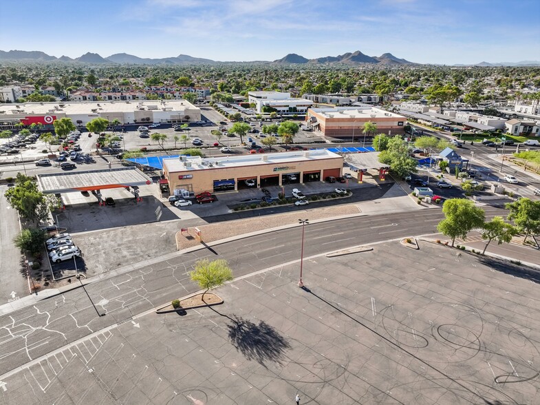 12621 N Paradise Village Pky W, Phoenix, AZ à vendre - Aérien – Image 2 sur 43