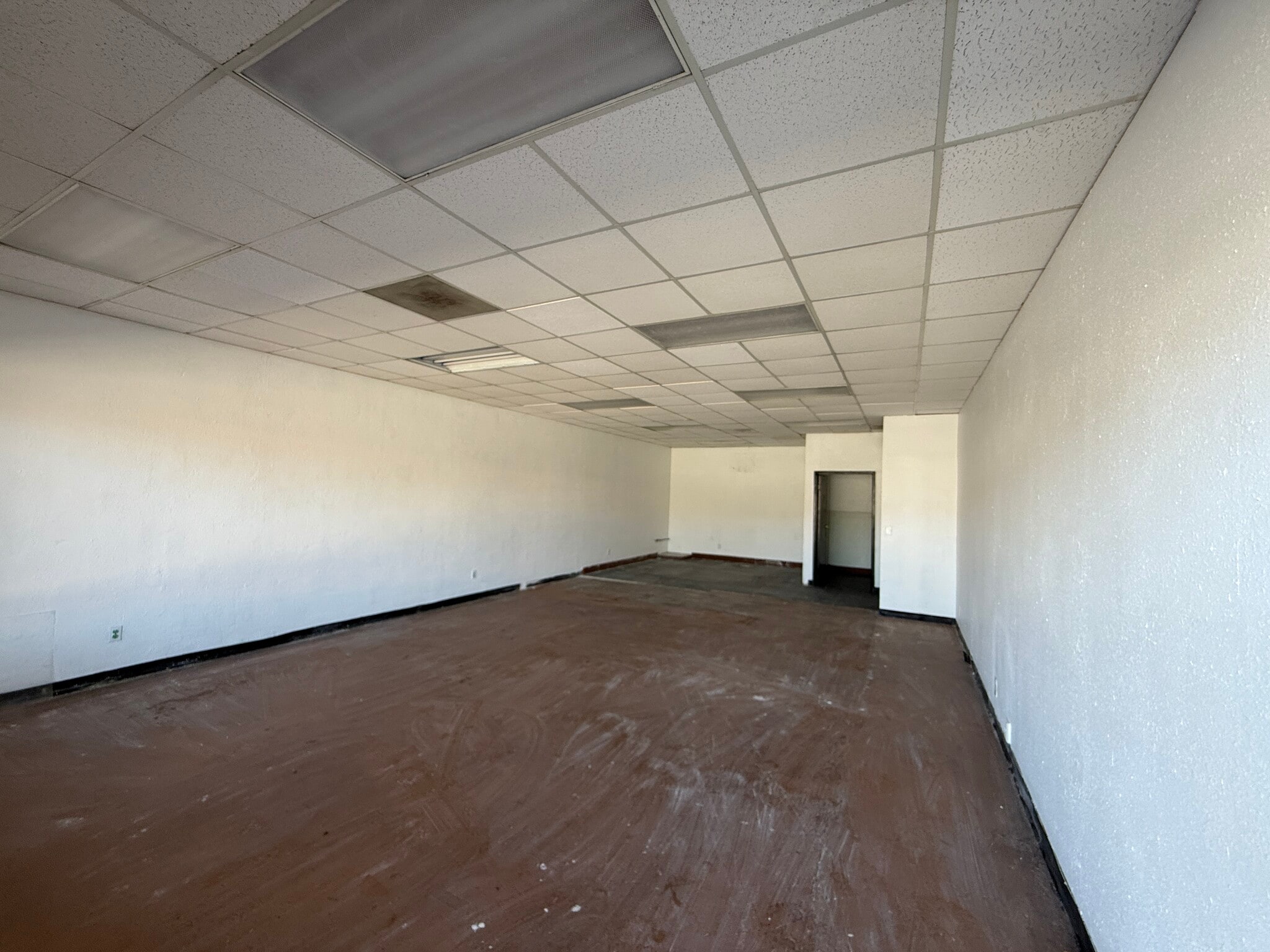 519 W Foothill Blvd, Rialto, CA à louer Photo intérieure– Image 1 sur 5