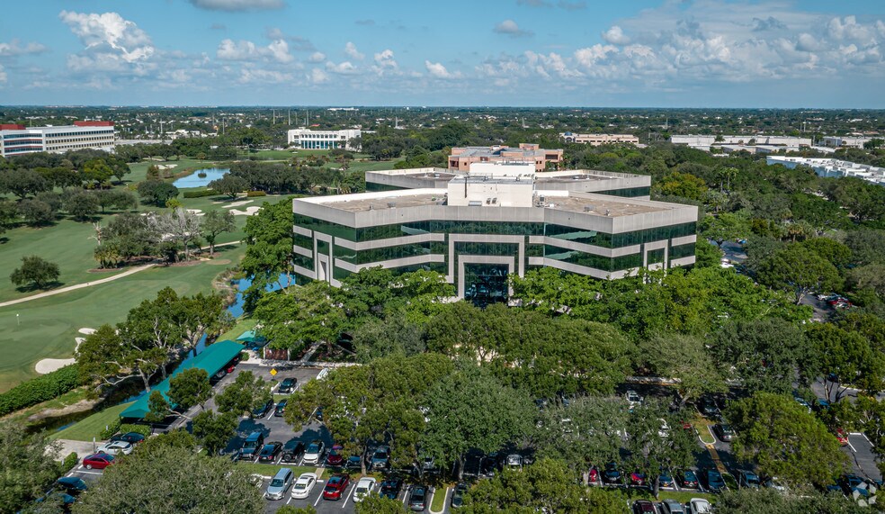 5901 Broken Sound Pky NW, Boca Raton, FL à louer - Aérien – Image 3 sur 10