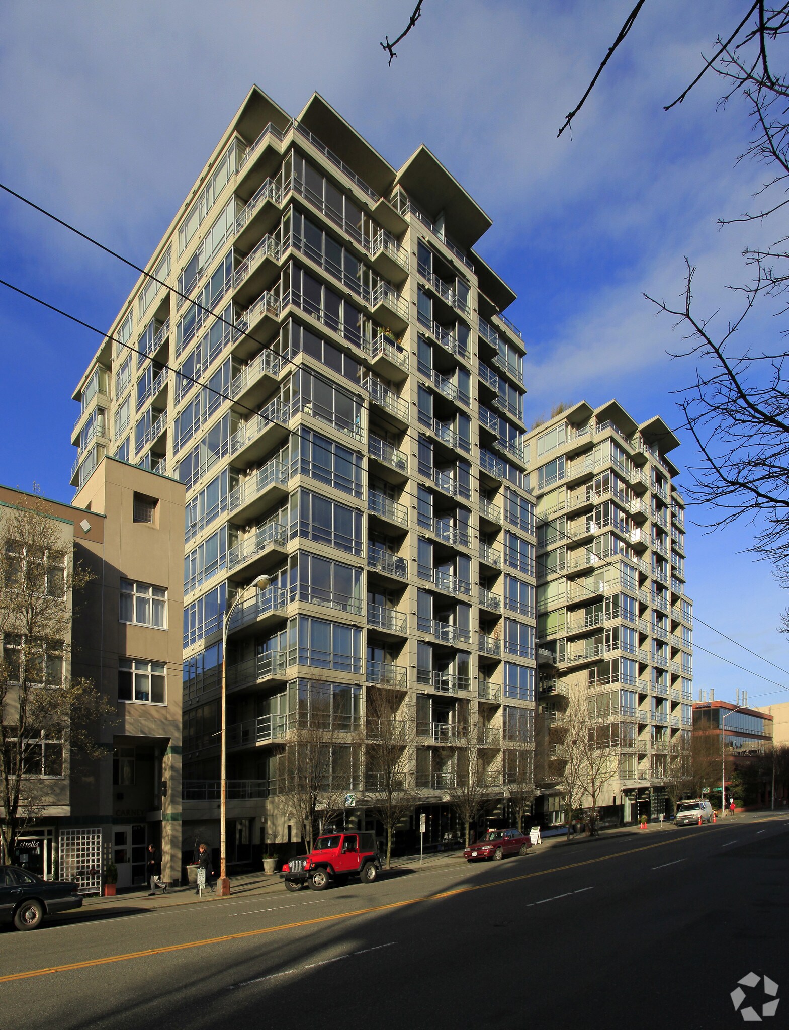 2929 1st Ave, Seattle, WA à vendre Photo principale– Image 1 sur 12