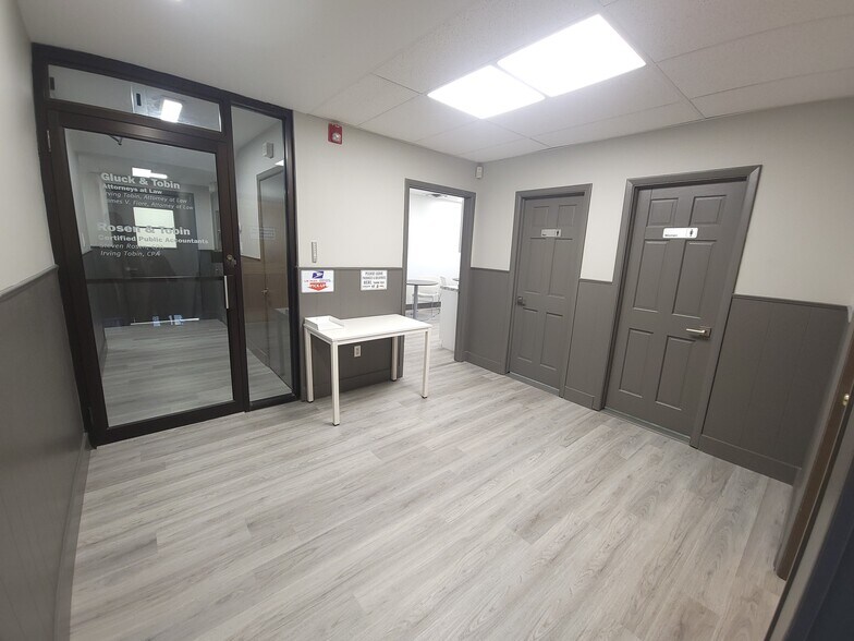 1282 N Broad St, Hillside, NJ à louer - Photo intérieure – Image 3 sur 14