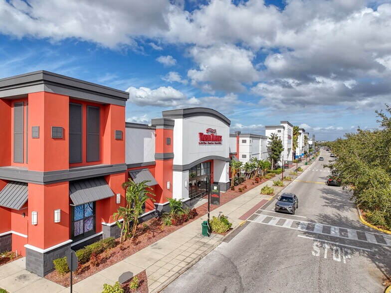 5845 Wesley Grove Blvd, Wesley Chapel, FL à louer - Photo de l’immeuble – Image 3 sur 8