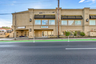 1400 Ashland St, Ashland, OR à louer Photo de l’immeuble– Image 1 sur 3