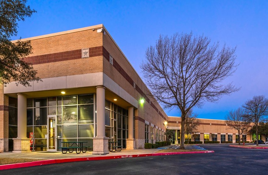 5800 Northwest Pky, San Antonio, TX à vendre - Photo de l’immeuble – Image 2 sur 10