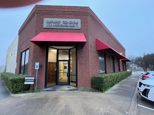 203 S Jupiter Rd, Allen, TX à vendre - Photo de l’immeuble – Image 1 sur 11