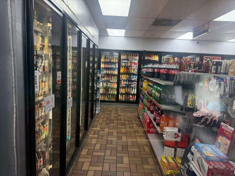 210-220 S Lovekin Blvd, Blythe, CA à vendre - Photo de l’immeuble – Image 3 sur 8