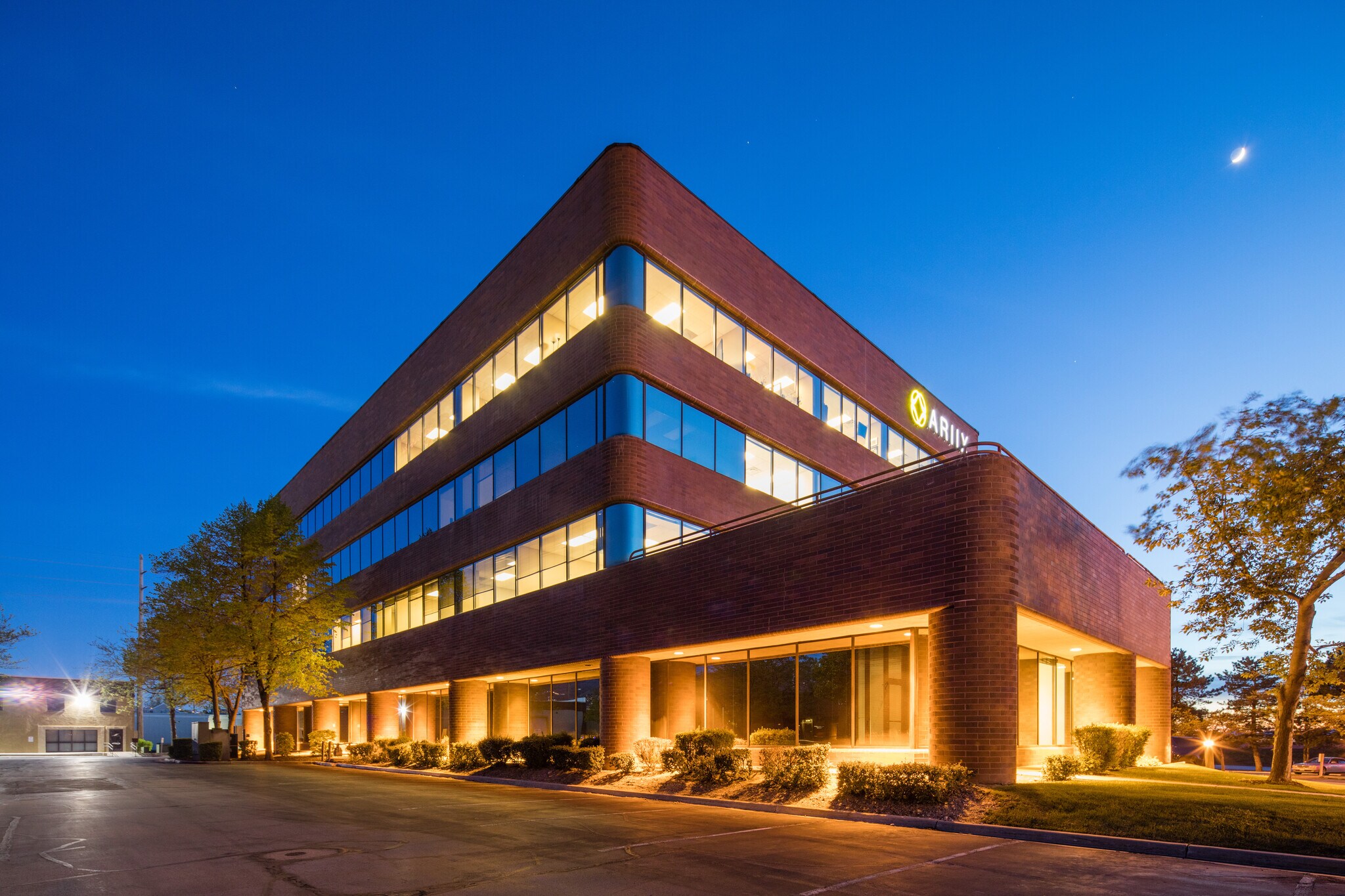 563 W 500 S, Bountiful, UT à louer Photo principale– Image 1 sur 5