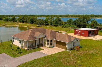 Plus de détails pour 2310 70th Ave NE, Naples, FL - Spécialisé à vendre