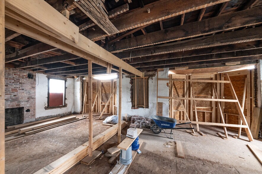 1 Bruce St, Clarksburg, WV à vendre - Photo de l’immeuble – Image 2 sur 16