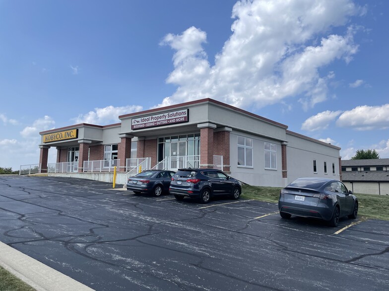 4131-4133 N Perryville Rd, Loves Park, IL à louer - Photo de l’immeuble – Image 2 sur 16