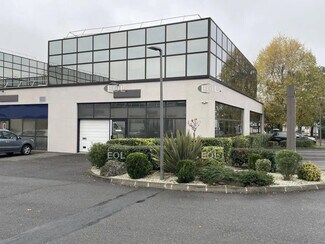 Plus de détails pour Local d'activités à louer