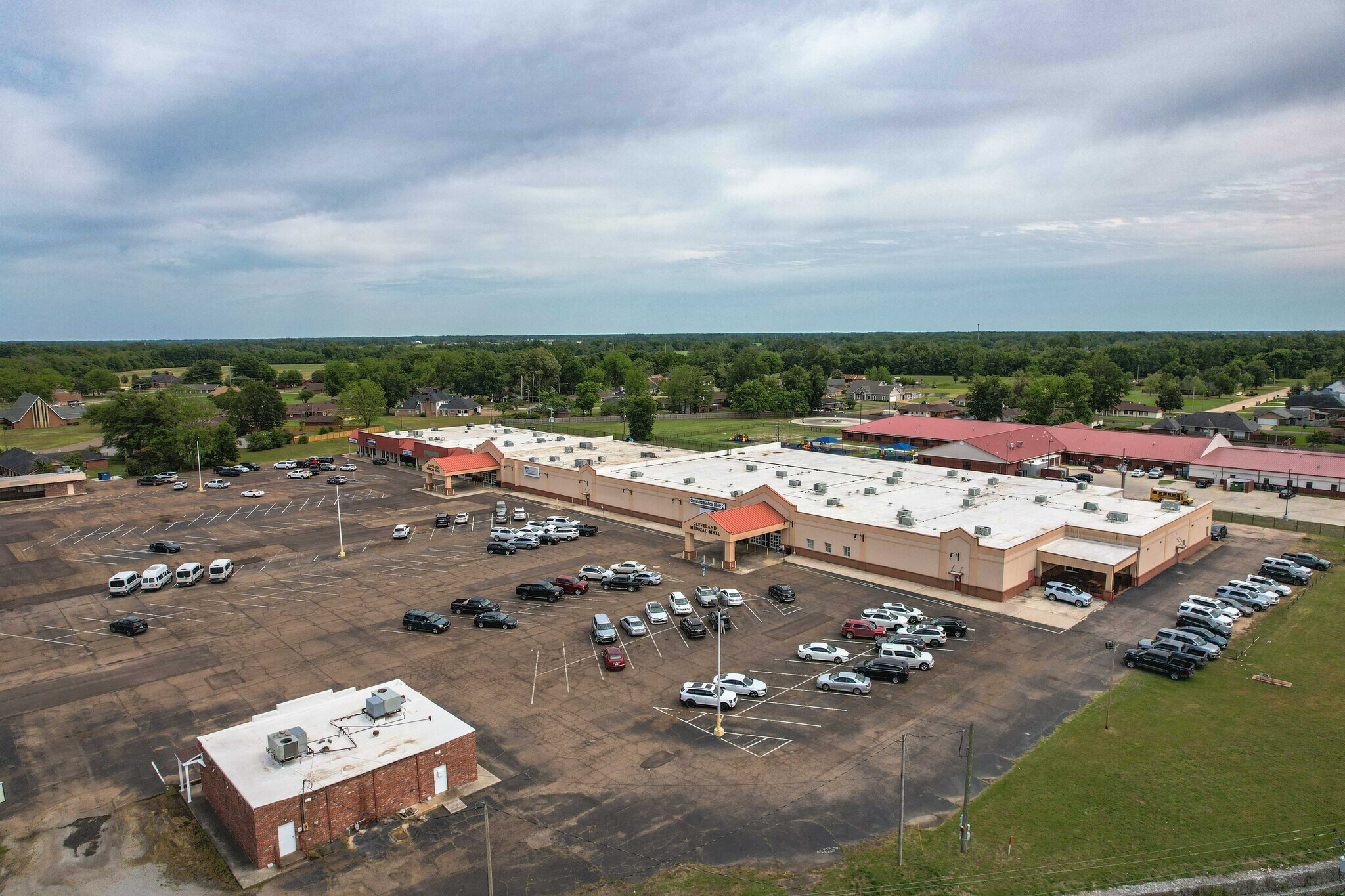 810 E Sunflower Rd, Cleveland, MS à louer Photo principale– Image 1 sur 21