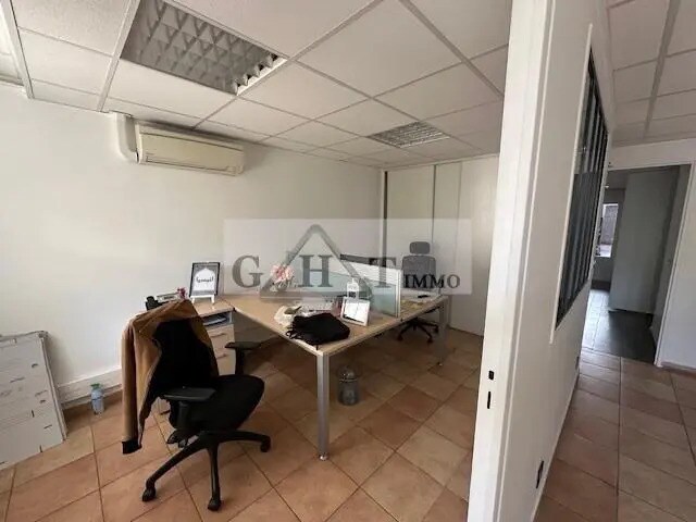 Bureau dans Bondoufle à louer - Photo de l’immeuble – Image 2 sur 6