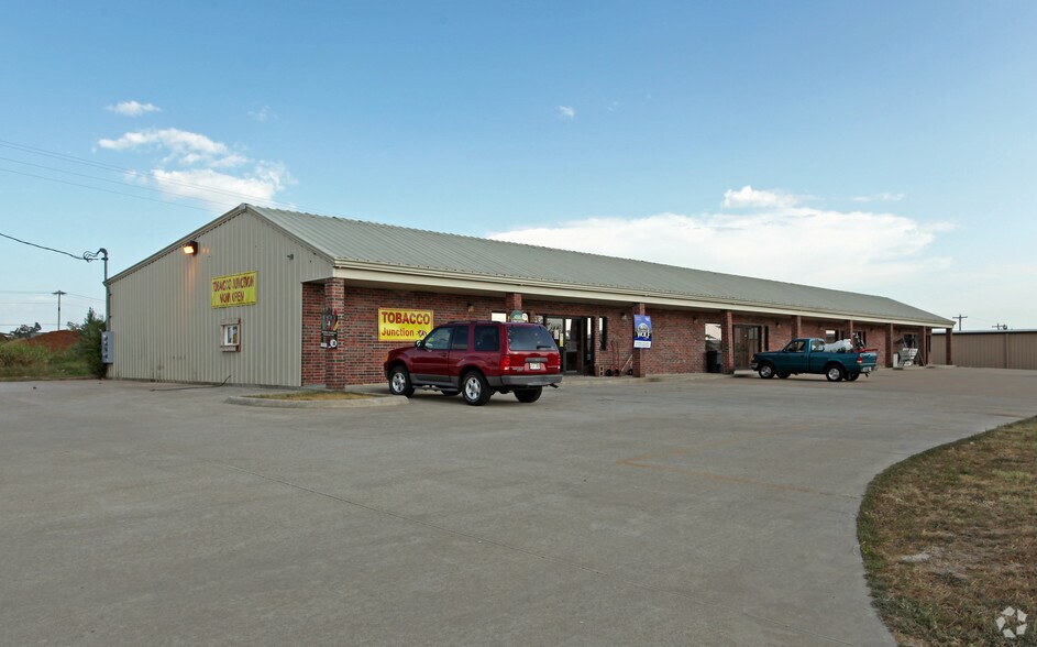 180 Industrial Cir, Springdale, AR à louer - Photo de l’immeuble – Image 2 sur 2