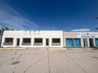 Plus de détails pour 7926 N May Ave, Oklahoma City, OK - Local commercial à louer