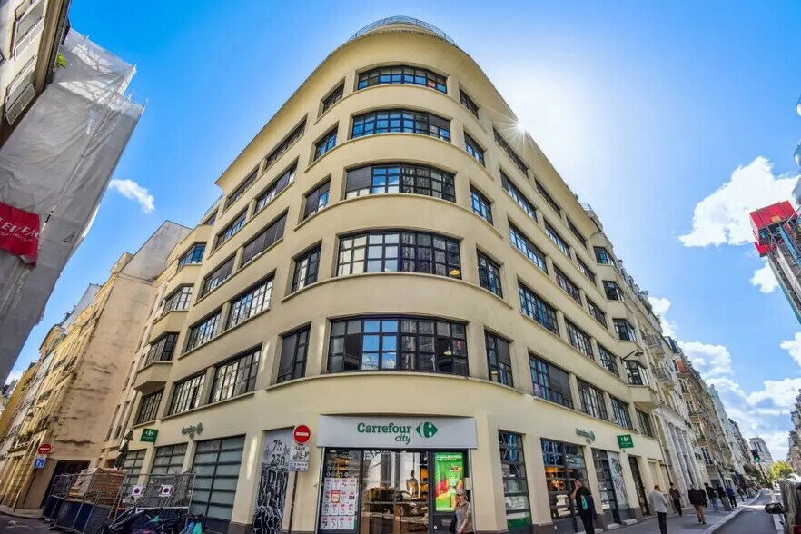 6 Rue Beaubourg, Paris à louer - Photo de l’immeuble – Image 1 sur 9