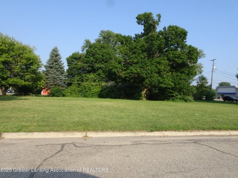 10980 S M52 Rd, Perry, MI à vendre - Photo de l’immeuble – Image 3 sur 20