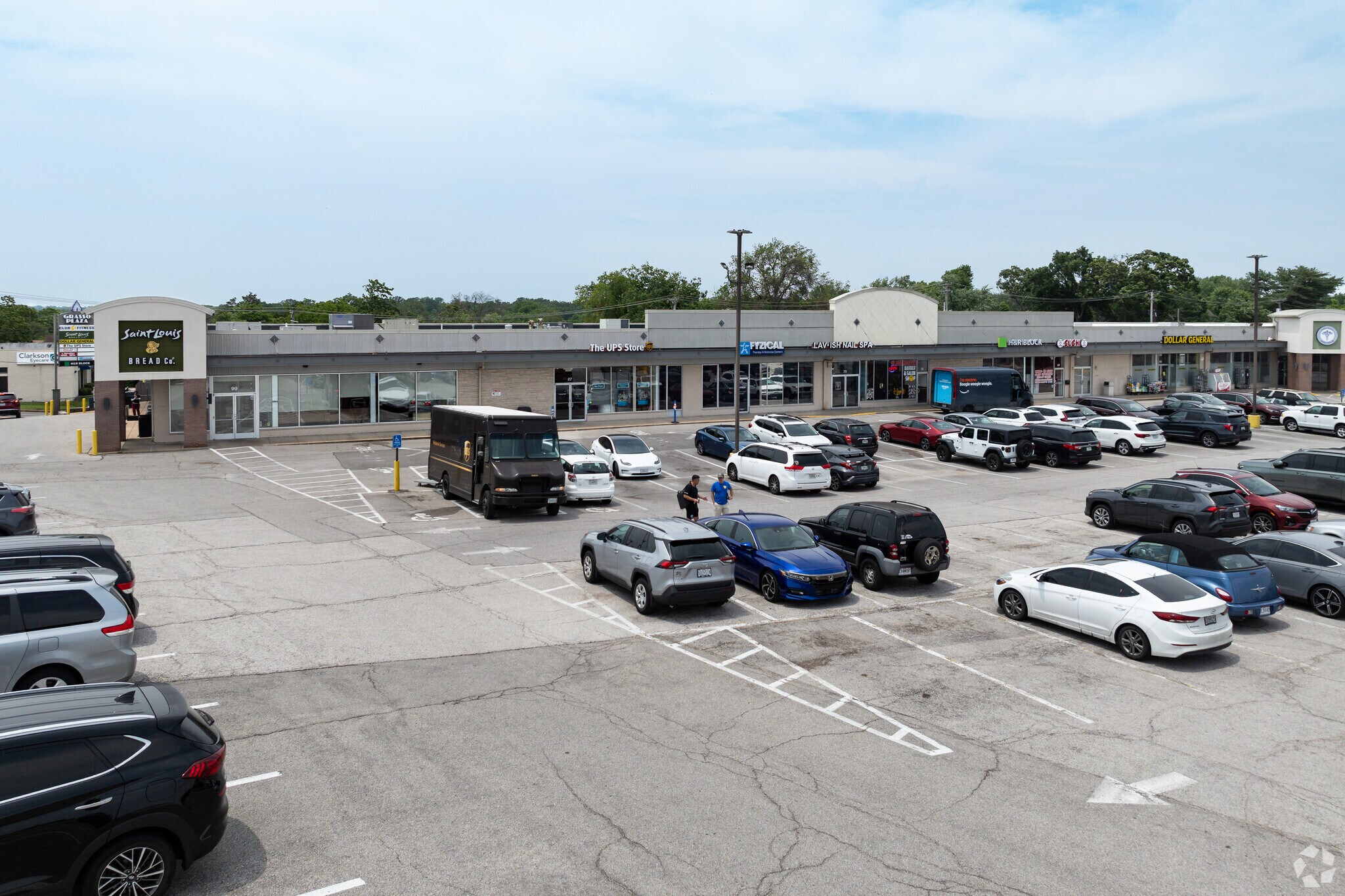 27 Grasso Plz, Affton, MO à vendre Photo principale– Image 1 sur 9