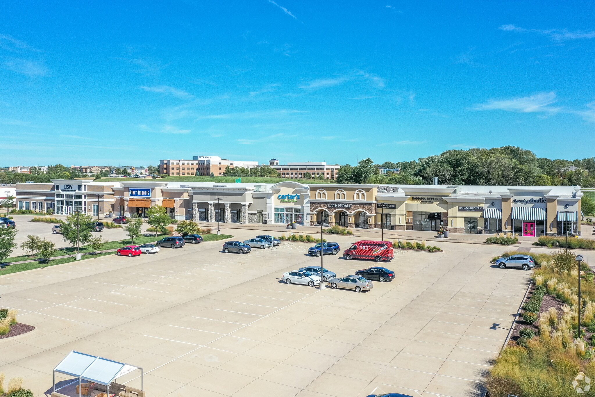 4219-4341 Elmore Ave, Davenport, IA à louer Photo principale– Image 1 sur 14