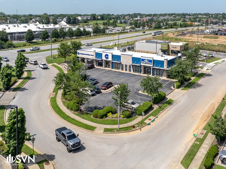 605 Keene Centre Dr, Nicholasville, KY à louer - Photo de l’immeuble – Image 2 sur 7