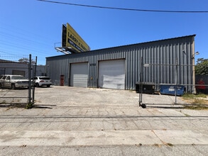 5712 Washington blvd, Los Angeles, CA à louer Photo de l’immeuble– Image 1 sur 7