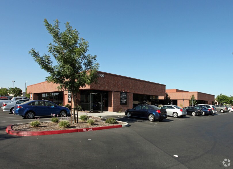 450 Kings County Dr, Hanford, CA à louer - Photo principale – Image 3 sur 5